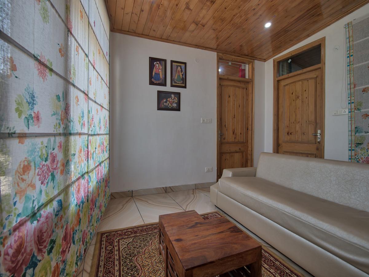 Oyo 13755 Woodstock Inn ดัลเฮาซี ภายนอก รูปภาพ